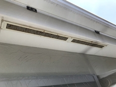 横浜市戸塚区Y様邸軒天換気口塗装施工前