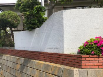 横浜市栄区Y様邸インディフレッシュセラ塀塗装施工前