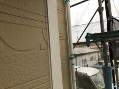 横浜市戸塚区N様邸コーナーモール塗装施工前