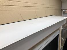 横浜市戸塚区N様邸霧除け庇塗装工事前