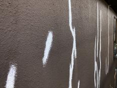 横浜市港南区S様邸外壁塗装前クラック補修施工事例画像