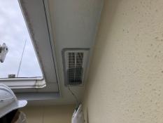 横浜市栄区S様邸軒天換気口錆止め塗装