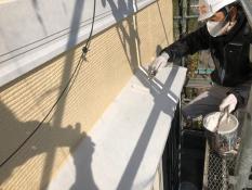 横浜市栄区S様邸出窓天端塗装上塗り2回目