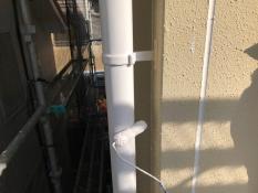 横浜市栄区S様邸雨樋塗替え上塗り1回目