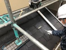 横浜市栄区S様邸屋根塗り替え上塗り2回目