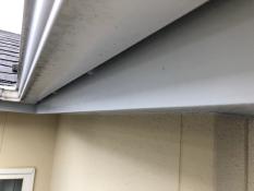 横浜市栄区S様邸破風塗り替え前