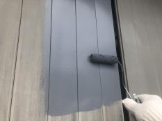 横浜市栄区N様邸雨戸錆止め塗装施工中