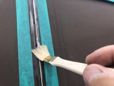 横浜市栄区N様邸シーリング打ち替え作業中