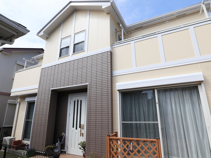 横浜市栄区S様邸外壁塗装、屋根塗装、防水工事、シーリング打ち替え工事施工完了画像