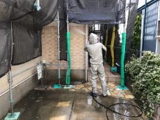 横浜市栄区K様邸外壁塗装前高圧洗浄作業