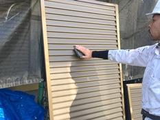 横浜市都筑区S様邸雨戸ケレン