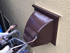 横浜市都筑区S様邸換気フード上塗り２回目