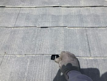 横浜市南区M様邸屋根タスペーサー挿入