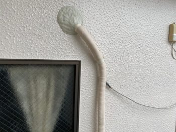 横浜市港南区I様邸　エアコン冷媒管テープ巻き