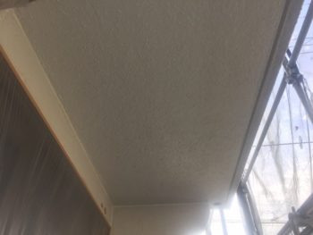 横浜市南区M様邸軒天塗替え前