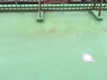 横浜市南区M様邸屋上ウレタン防水施工前
