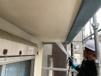 横浜市港南区T様邸住宅塗り替え前高圧洗浄作業