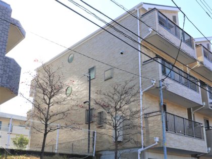 横浜市港南区N様邸施工事例｜UVプロテクトクリヤー外壁塗装（三分艶）
