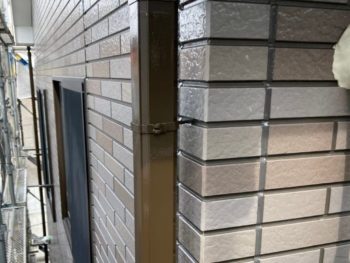横浜市港南区H様邸雨樋塗り替え施工事例画像