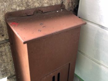 横浜市港南区S様邸ポスト塗り替え前