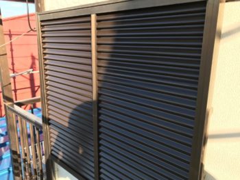 横浜市港南区S様邸戸袋塗装施工後