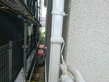 横浜市戸塚区K様邸雨樋塗り替え施工事例画像