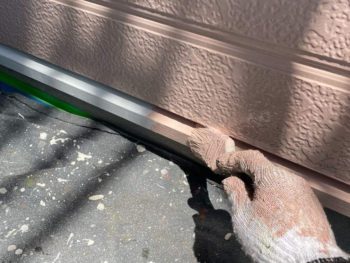 藤沢市S様邸水切り塗装上塗り1回目