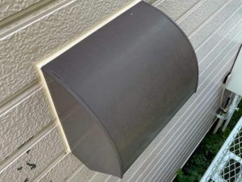 藤沢市S様邸換気フード塗装施工前