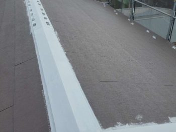 横浜市西区E様邸屋根塗装施工事例画像