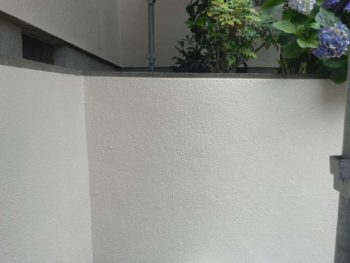 横浜市栄区O様邸塀塗装施工後画像