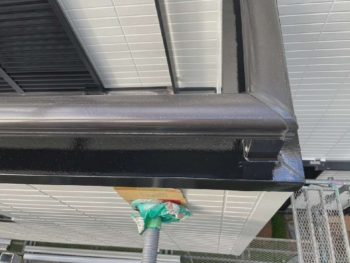 横浜市港南区F様邸ベランダ手摺り笠木板金塗装施工後画像