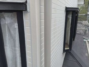 横浜市港南区F様邸竪樋塗装施工前画像