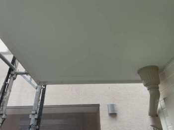 横浜市港南区F様邸軒天塗装施工前画像