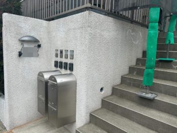 横浜市港南区N様所有アパートS塀塗装施工前画像