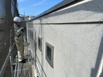 横浜市金沢区T様邸外壁塗装前高圧洗浄作業