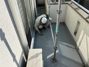 横浜市金沢区T様邸FRP防水保護塗装施工事例
