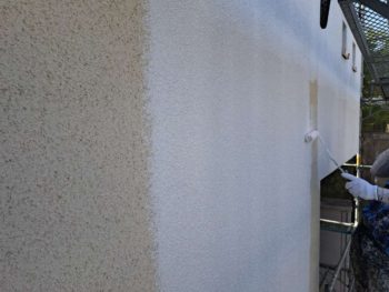 横浜市栄区S様邸超低汚染リファイン1000Si-IR外壁塗装下塗り