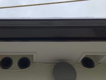 横浜市金沢区S様所有アパートB軒樋塗装施工後画像