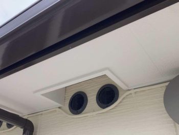 横浜市金沢区S様所有アパートB破風塗装施工後画像