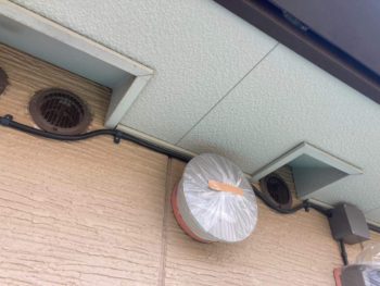 横浜市金沢区S様所有アパートB軒天塗装施工前画像