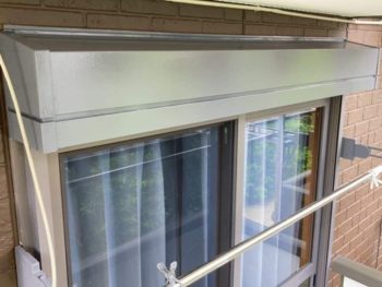 横浜市金沢区S様所有アパートBシャッターボックス塗装施工後画像