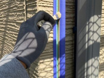 横浜市金沢区S様所有アパートBシーリング打ち換えプライマー作業