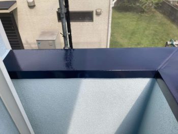 横浜市栄区O様邸手摺笠木板金塗装施工後画像