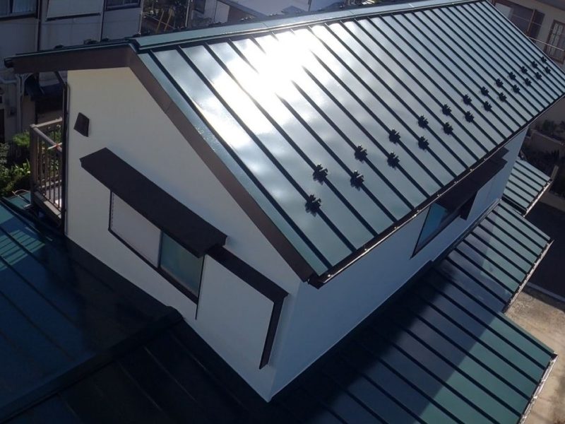 横浜市港南区I様邸スーパーシャネツサーモSi屋根塗装施工後画像