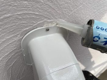 横浜市鶴見区T様邸エアコンスリムダクト根元シール