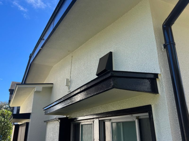 横浜市港南区I様邸超低汚染リファイン1000Si-IR外壁塗装施工後画像