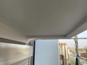 横浜市鶴見区T様邸軒天塗装施工後画像