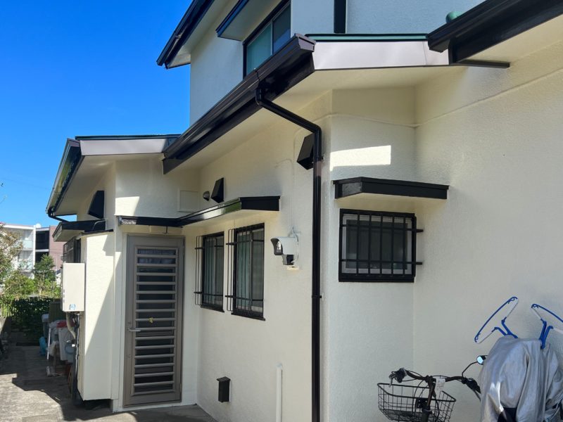 横浜市港南区I様邸超低汚染リファイン1000Si-IR外壁塗装施工後画像