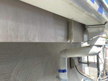 横浜市鶴見区T様邸破風塗装下塗り