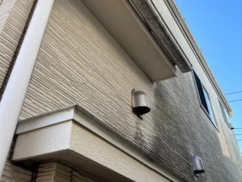 横浜市緑区T様邸超低汚染リファイン艶消1000MS-IR外壁塗装施工前画像